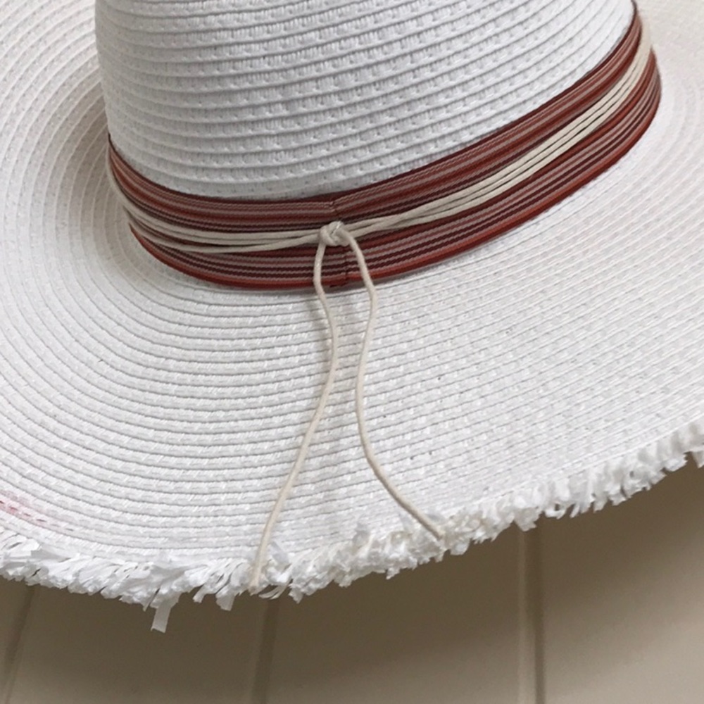 Sun hat - Picture 2 of 2